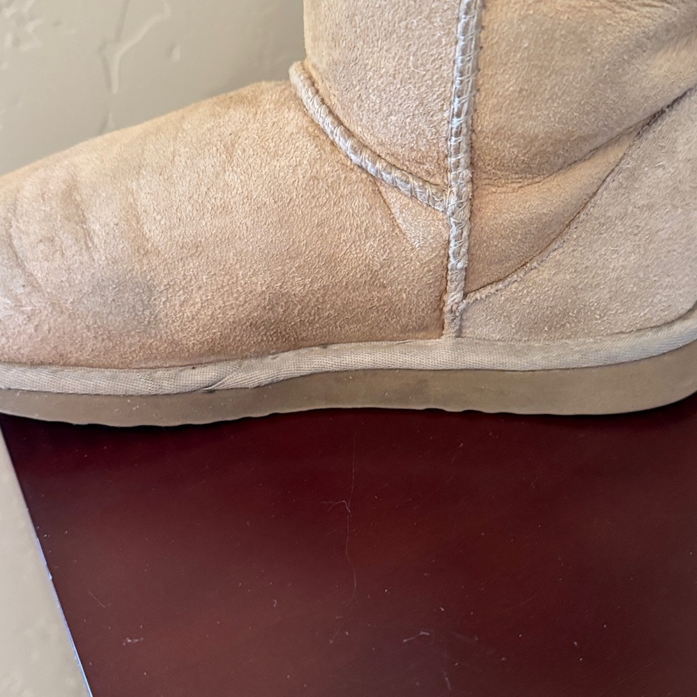 Ugg classic tall boot - Picture 6 of 14
